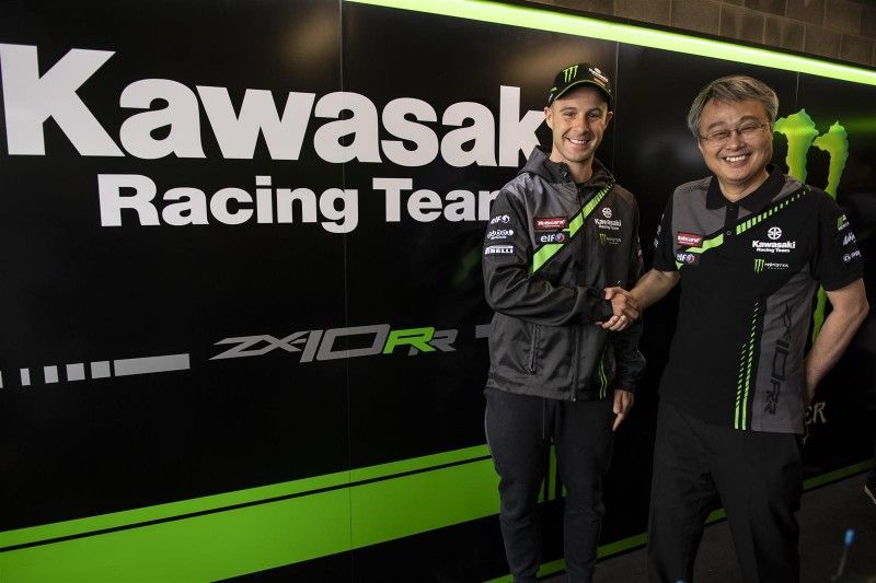 Rea si Kawasaki Racing Team continua colaborarea